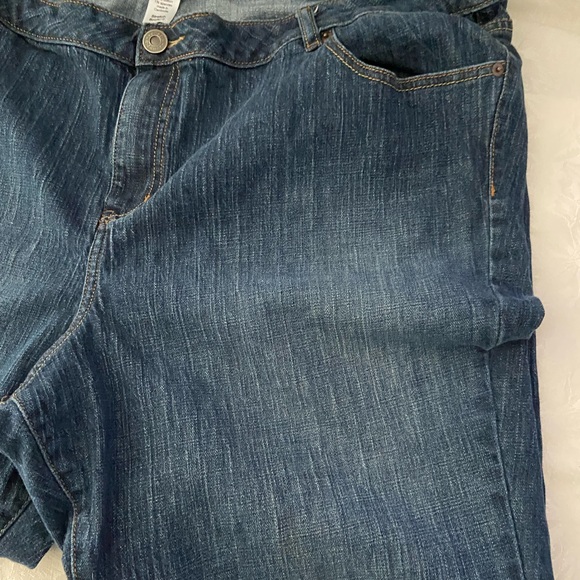 Venezia (Lane Bryant) Size 8 Bootcut - Picture 5 of 7